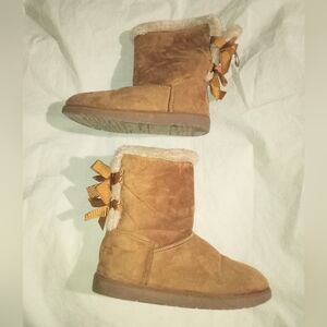 Hot Tomato Audrey Sherpa Boots